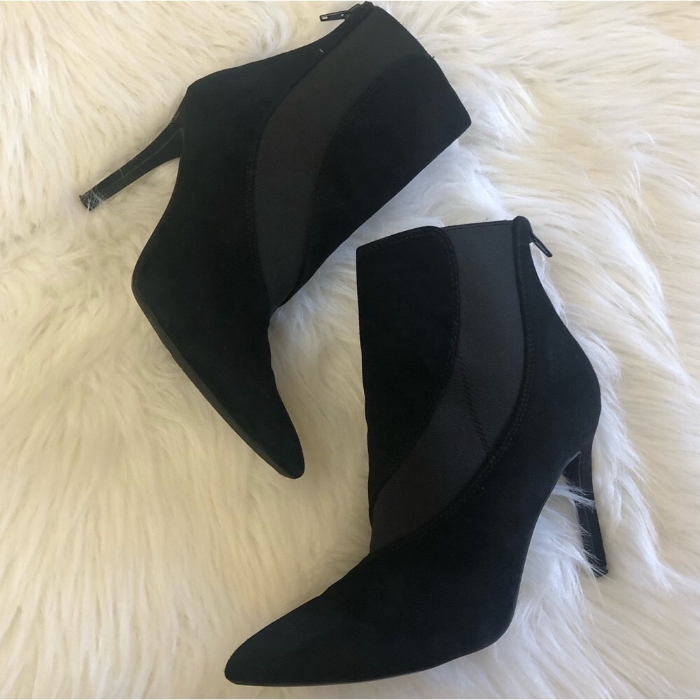 Nine West Fifer Pointed Toe Black Suede Booties 6